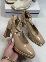کفش زنانه مجلسی پاشنه 10 سانت برند یونای مدل کاپ دار بسته2 نسکافه ای