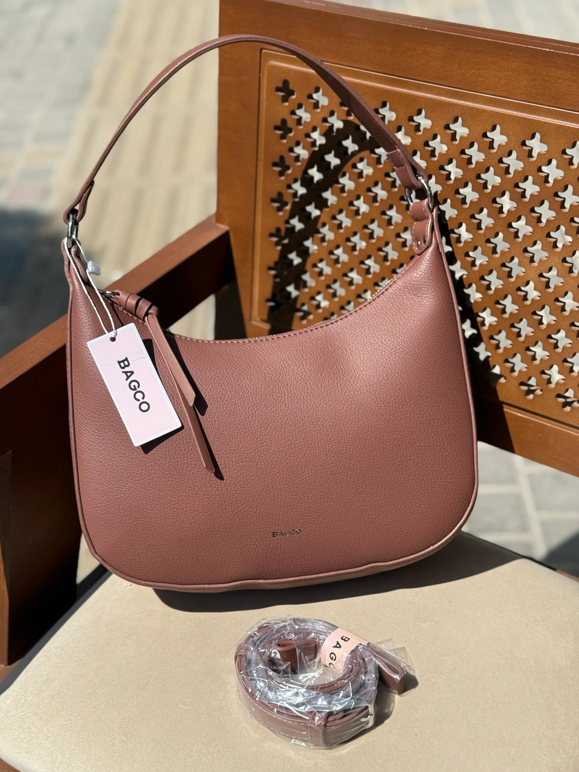 bago-hobo-r-brown کیف وارداتی BAGCO مدل Hobo - تصویر 1