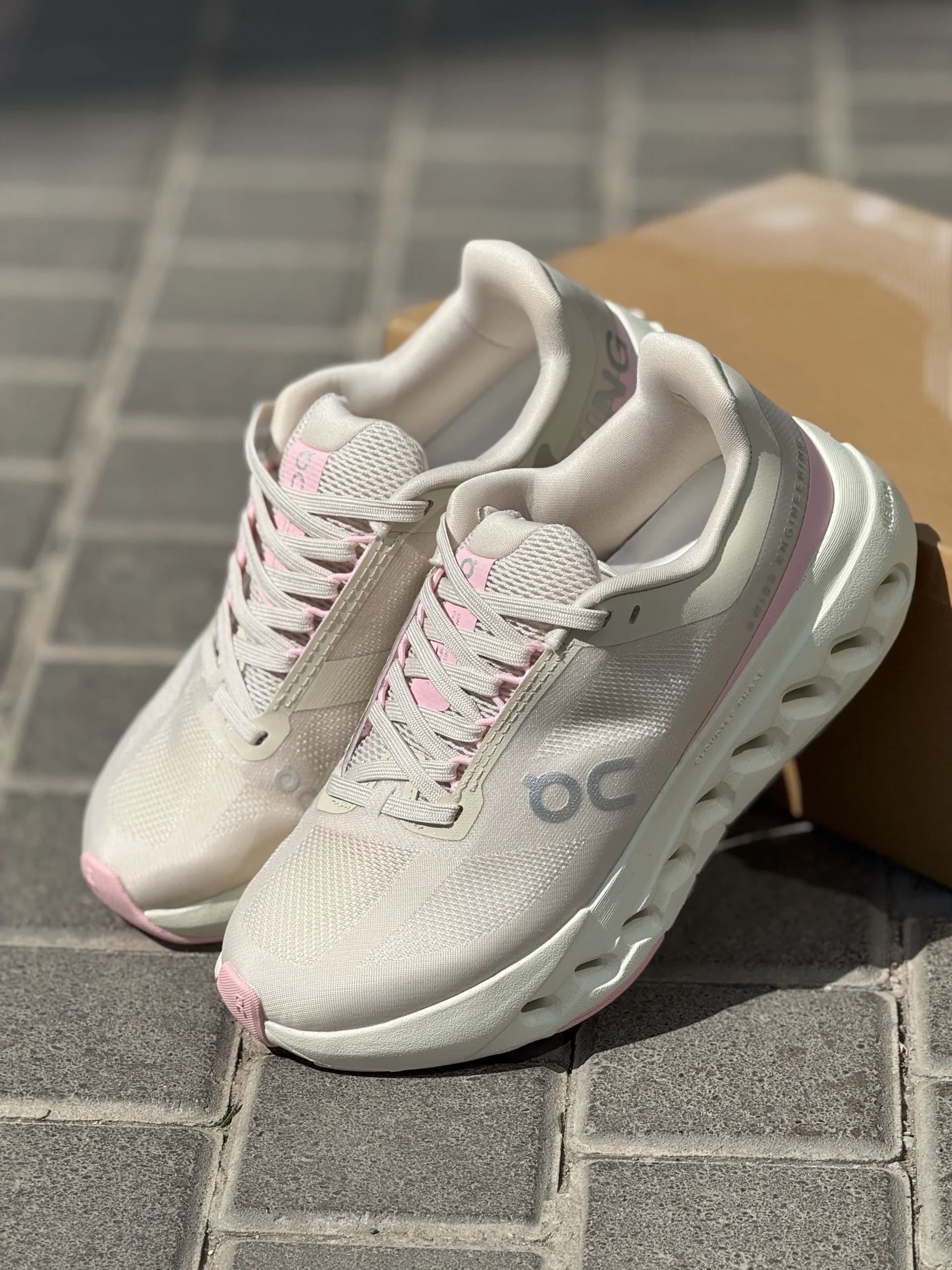branded-cotton-jacket-by-on-model-running-pink-cream (2) کتونی QC on Running (Pink_Cream) - تصویر 1