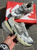 کتونی Vietnam Nike V2K Run - تصویر 6
