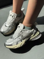 کتونی Vietnam Nike V2K Run - تصویر 7