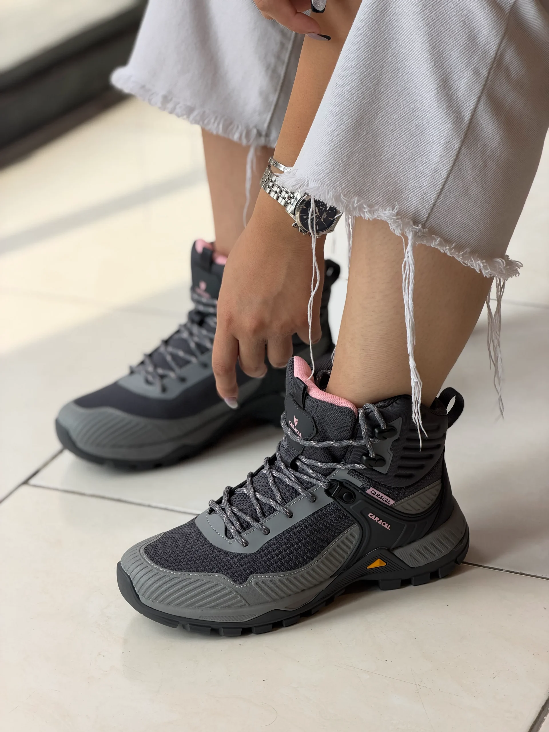 code-ca-s4408b-1-caracal-high-top-sneakers (3) طبیعت گردی Caracal CA_S4408B_1 - تصویر 1