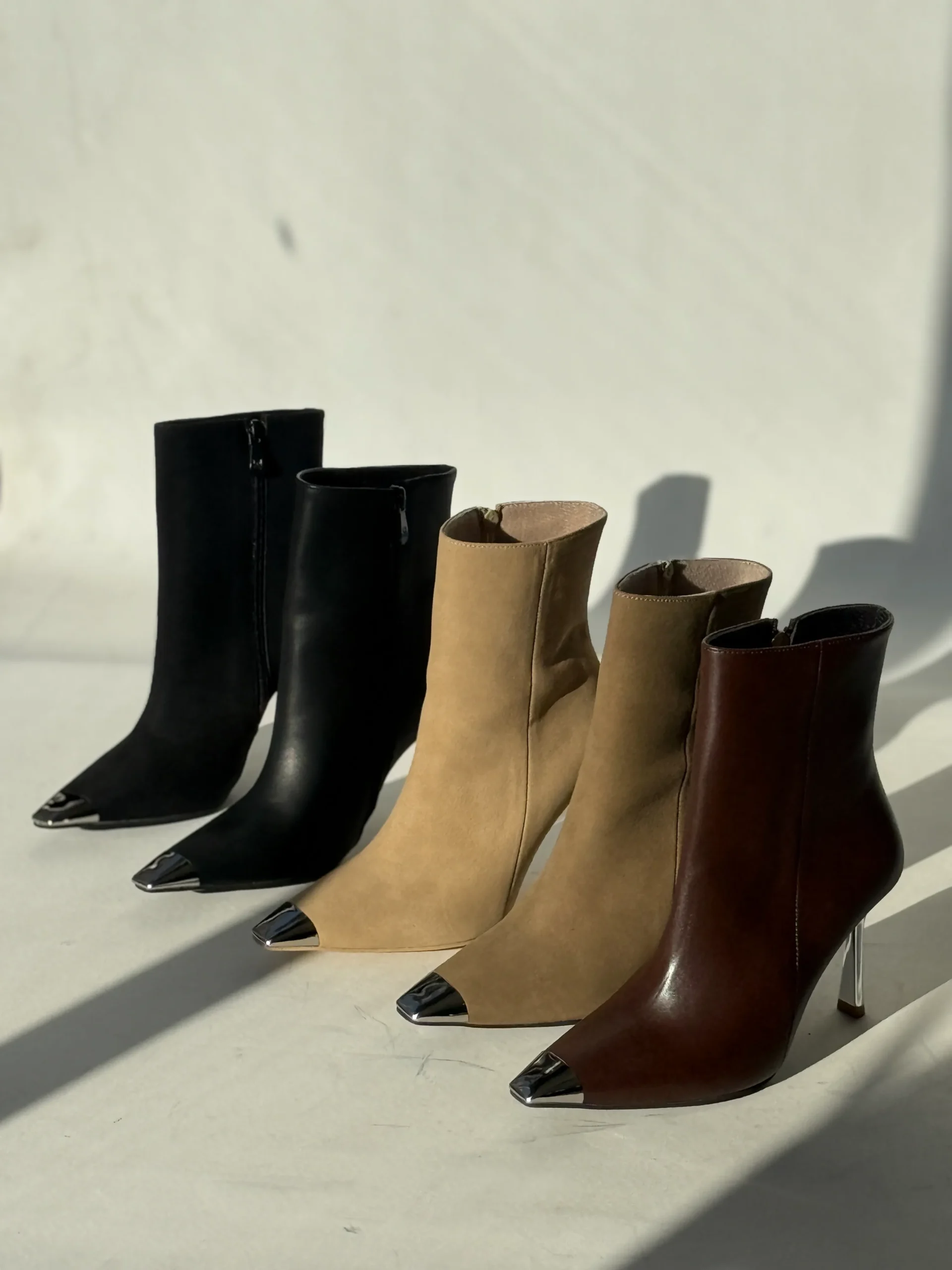steel-toe-ankle-boots-with8cm-heels (4) نیم بوت پاشنه 8 سانت پنجه فلز - تصویر 1